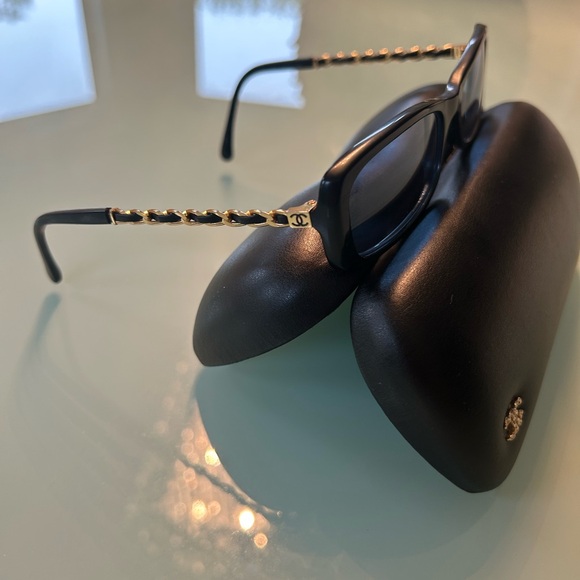 Chanel Sunglasses Authentic blue lenses - Picture 8 of 9